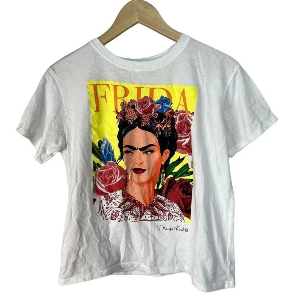 Frida Kahlo White Graphic Tee Shirt Short Sleeve Size Small Cotton Blend Women’s